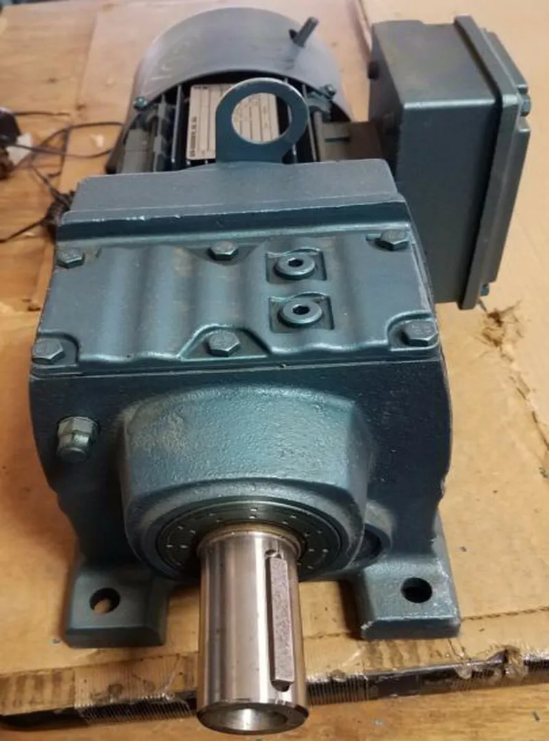 Helical Gearbox-11